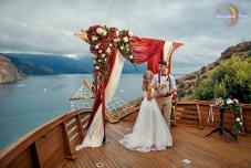 Места для свадьбы в Крыму Свадьба в Крыму под ключ. Площадки для свадьбы в Крыму