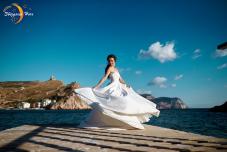 Свадьба на берегу в Крыму. Выездная регистрация брака в Крыму. Ведущая свадьбу  